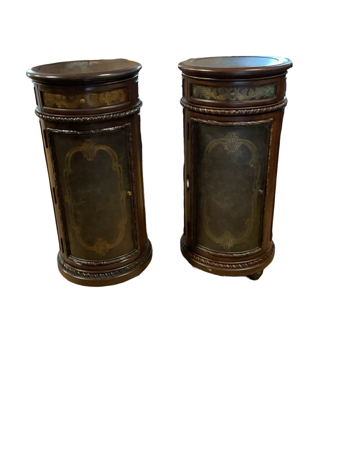 SIDE TABLE