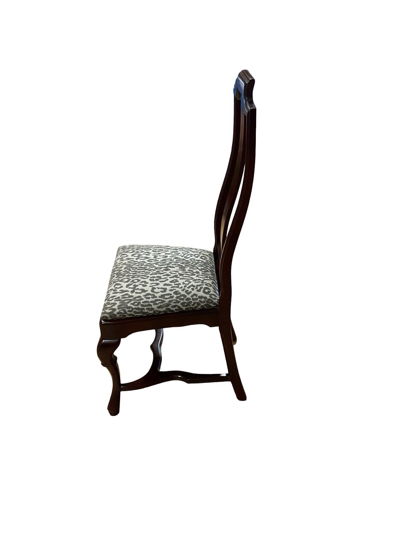 DINING CHAIR