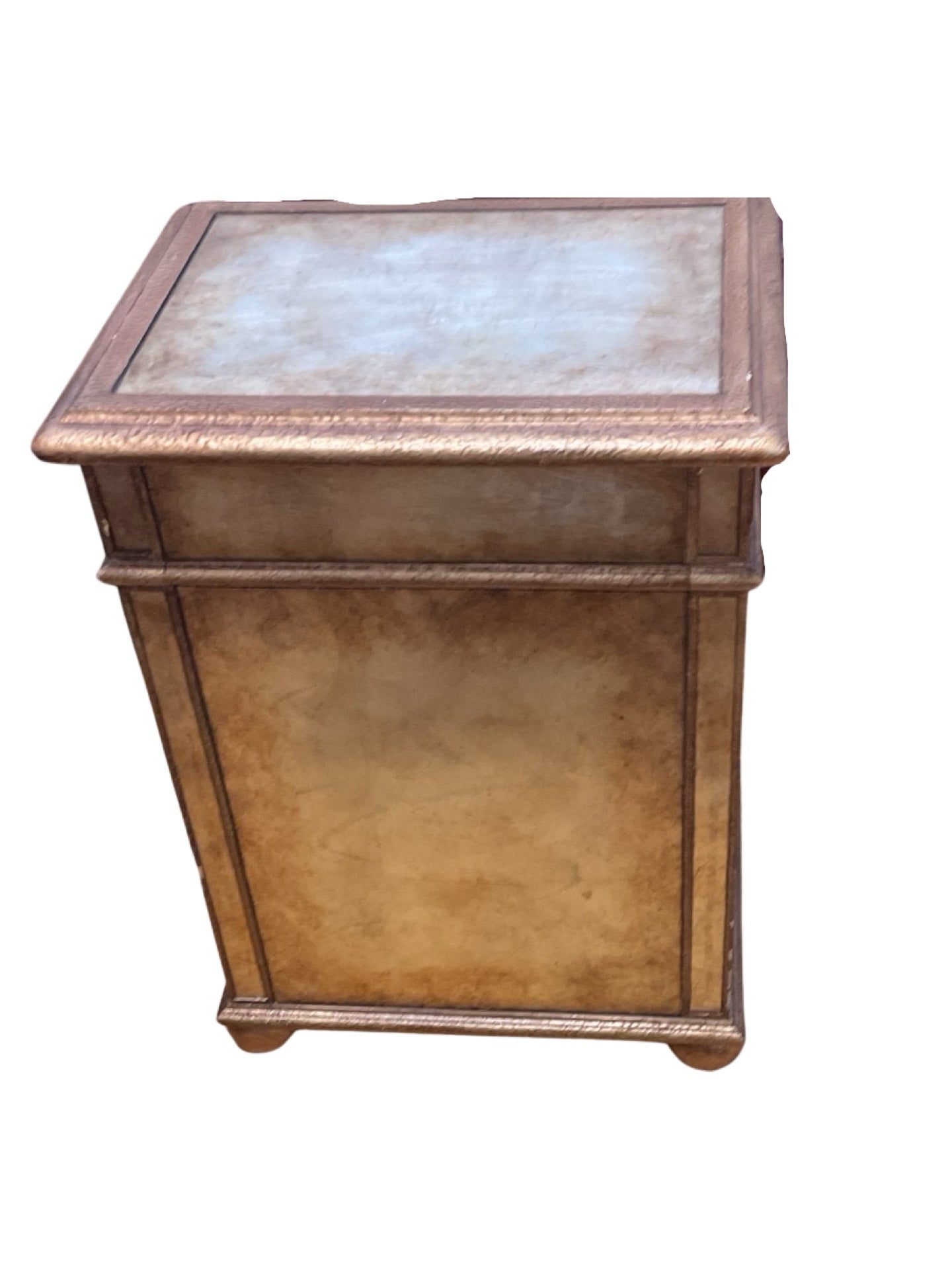 SIDE TABLE