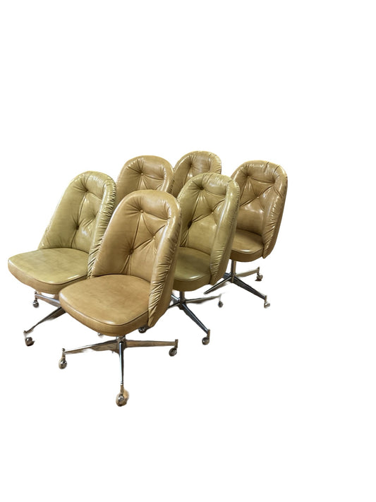 DINING CHAIR